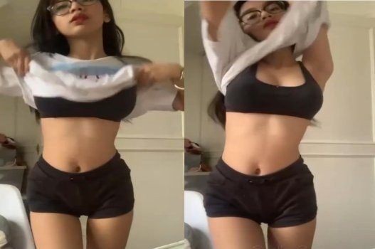 Chịch genz vú to bị người yêu tra tấn phê quá